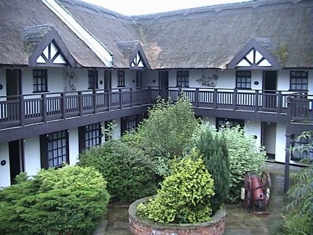 Guy'S Thatched Hamlet 巴顿 外观 照片