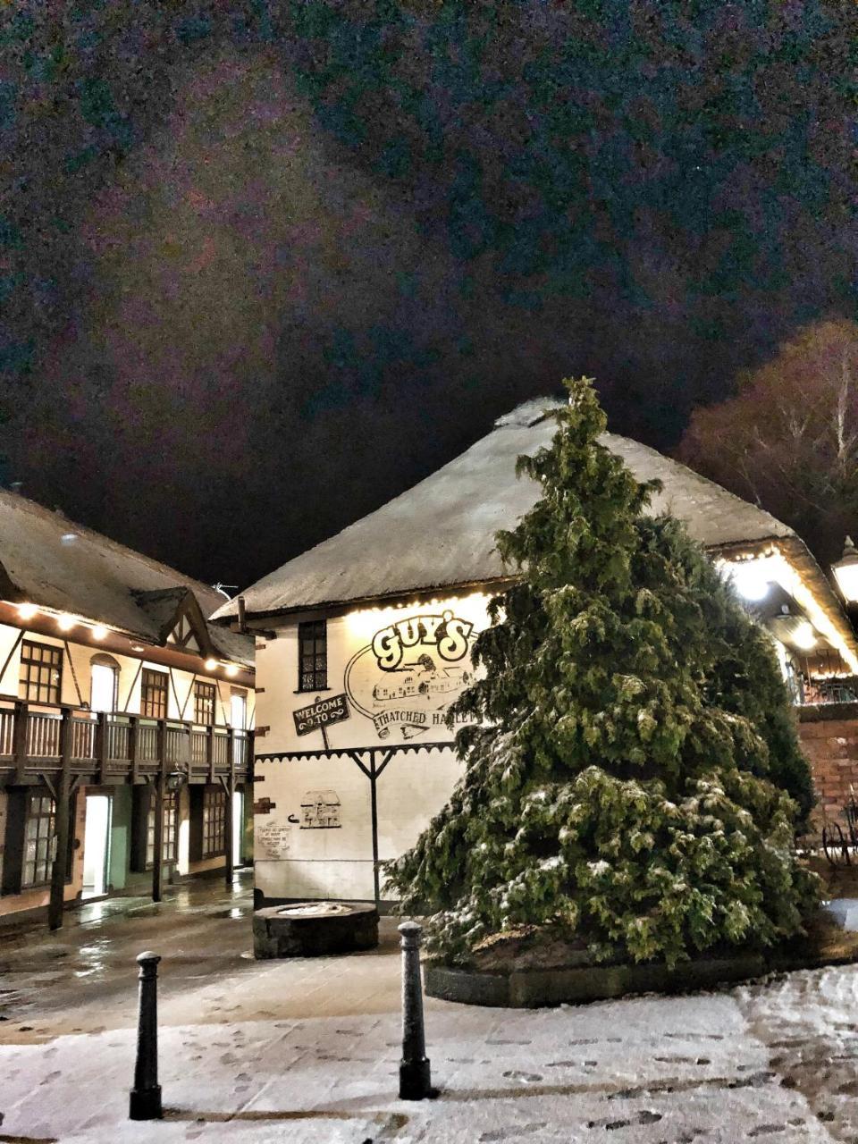 Guy'S Thatched Hamlet 巴顿 外观 照片